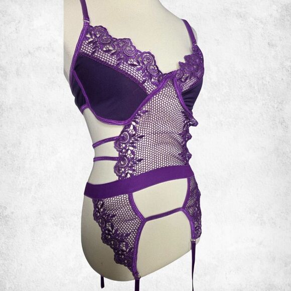 Tops - Purple Lace Mesh Garter Bodysuit – XL Strappy Fishnet Goth Glam Seductive Teddy
